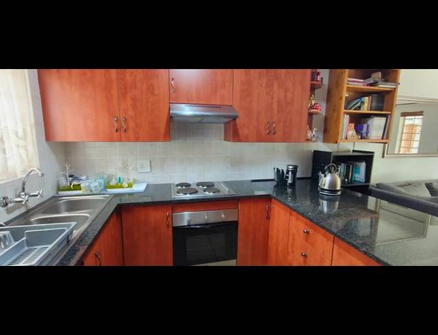 2 BEDROOM TOWNHOUSE FOR SALE IN MONTANA